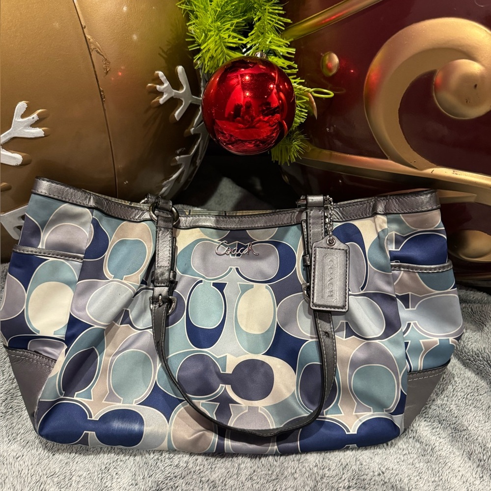 Coach F18427 Signature Gallery Blue Scarf Sateen Tote